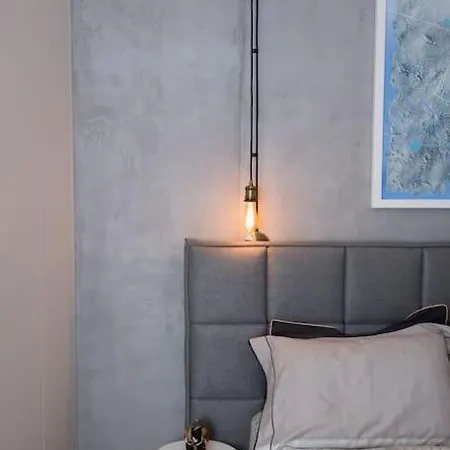 Luxury And Cozy With Lots Of Sun Apartment Burgas