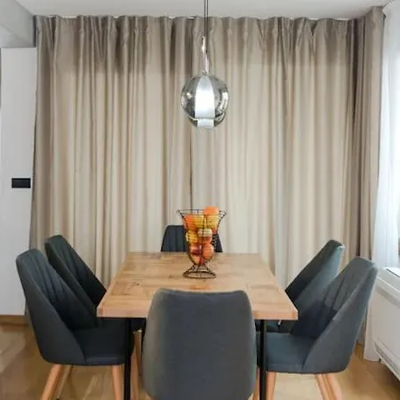 Apartamento Luxury And Cozy With Lots Of Sun
